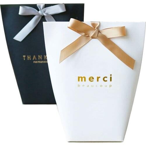 50pcs/lot Black White Bronzing "Merci" Candy Box French Thank You Wedding Favors Gift Box Package For Birthday Party Favors Bags