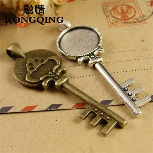 RONGQING 30pcs/lot Crown Key Cabochon Base Retro 18MM Fabrication Bijoux Necklace Pendant DIY Accessories Jewelry Making
