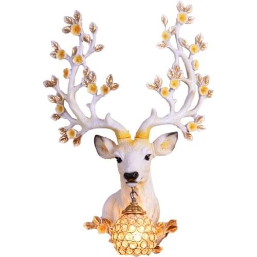 European Living Room Wall Lamp Modern Resin Wall Light Creative Bedroom Bedside Wall Light Antlers Deer Head Personal Art Light
