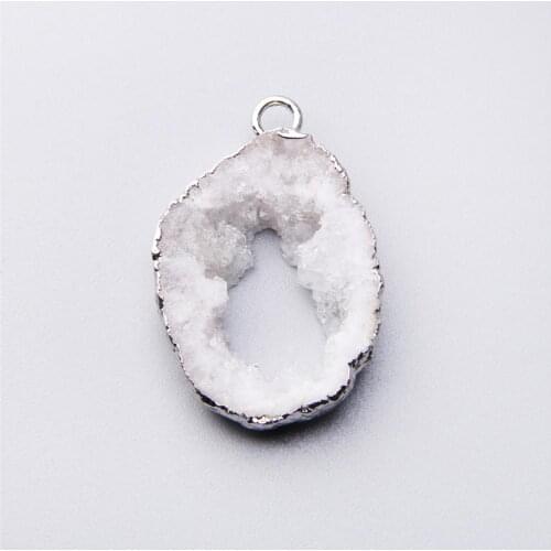 1PC natural crystal druzy Brand New agates Charm Natural Druzy Quartz Druzy Stone Necklaces Pendants gift for Women Gift