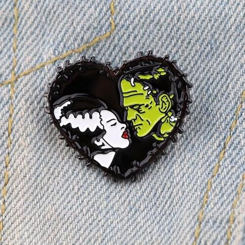 LT761 90s Movie Jewelry Collection Enamel Lapel Pin Badge Pins Hats Clothes Backpack Decoration Jewelry Accessories Gifts