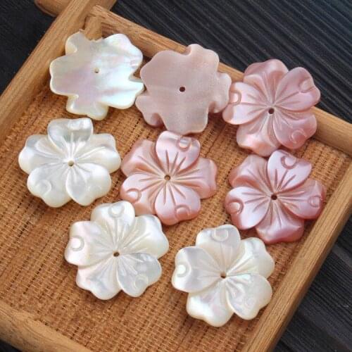 20pcs Mother-Of -Pearl Shell 20mm beautiful Flower carving cherry blossom novelty fashion bracelet pendant accessories material