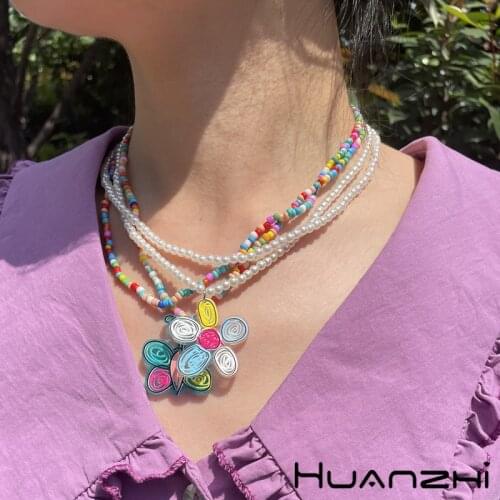 HUANZHI 2021 New Lovely Summer Double Layer Resin Bead Necklace Fun Graffiti Butterfly Flower Pendant Necklace for Women Girls