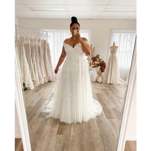 Plus Size Wedding Dress 2021 A-Line Off The Shoulder Lace Appliques Tulle Backless Sweep Train Bride Gown Vestidos De Noiva