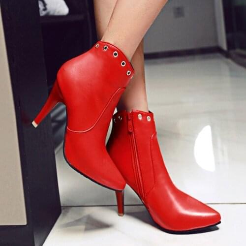 Winter high heels womens slim heel pointed boots 2020 new autumn and winter Plush fashion boots fashion rivet short tube boots