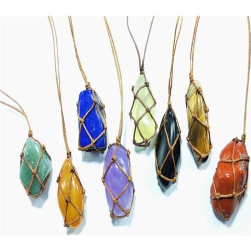 Irregular Handmade Wrap Stone Necklace Healing Natural stone Quartz Crystal Pendant Necklace Random Hand-woven Braided Rope