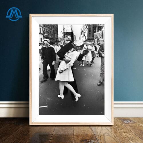 Classic Picture Sailor Kissing Nurse In Times Square Posters and Prints Black White Canvas Wall Pictures For Living Room Decor