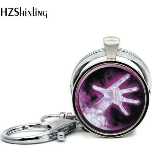 2017 New Fashion Wow Pendant World of Warcraft Key Chain Glass Dome Warcraft Keyring Gifts for Friend Game Player