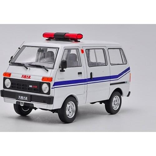 Original Zinc alloy 1/18 Die cast Tianjin DAFA HUALI TJ110 ( DAIHATSU ) van Taxi wagon model
