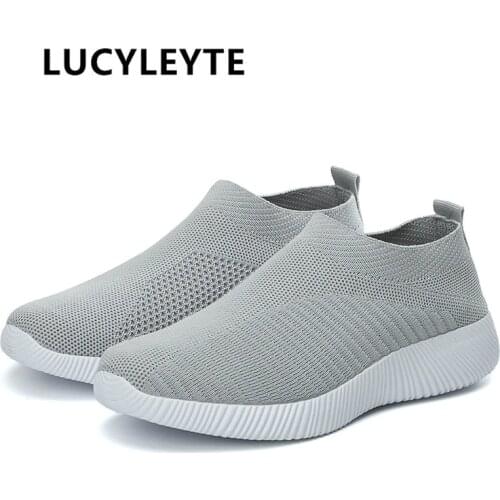 2019 Women Sneakers Vulcanized Shoes Sock Sneakers Women Summer Slip On Flat Shoes Women Plus Size Loafers Walking Flat