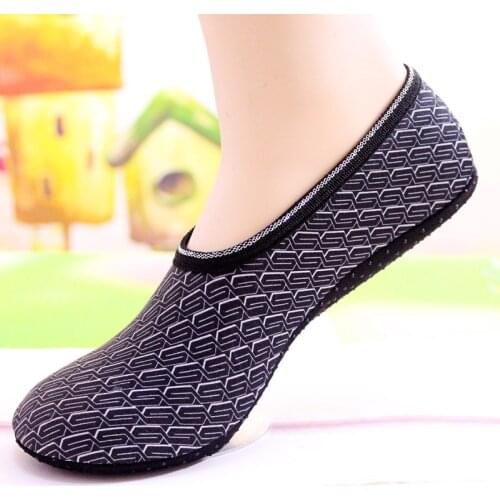 Men Slippers Indoor Warm Antiskid Thick Home Floor Socks Adult Kids Color Large Winter Shoes Couples Soft Cozy Ankle Short Socks