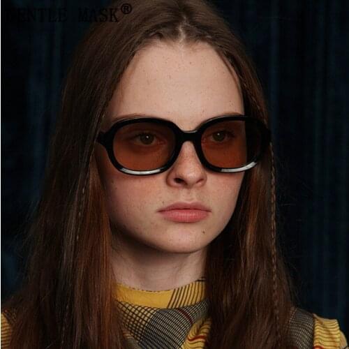 New Model Fashion Unisex Oval Sunglasses Women Men Fashion Oversized Frame Sunglasses Female Retro Rivet Glasses UV400