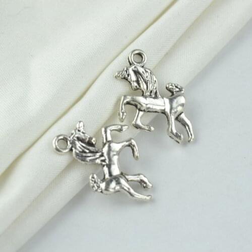 25Pcs metal horse Charm vintage Tibetan Silver Pendant Jewelry Products Charms Diy Pendants For Necklace Bracelets D945