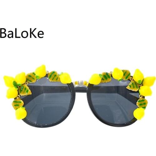 Sunglasses Charm Rhinestones Square Oversize Fashion Sunglasses Vintage Shades Women Ladies Elegant Big Sunglasses