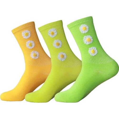 Ins Colorful Small Flower Girls Women Socks Pure Color Simple Design Unique Hip Hop Cotton Street Socks Female Sox