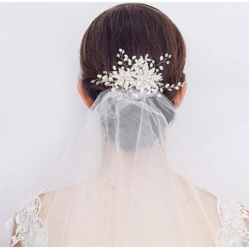 OKILY Delicate Handmade Beads Flower Bridal Headdress Wedding Hair Comb for Bride Pearl Haircomb Party Banquet Hair Ornament