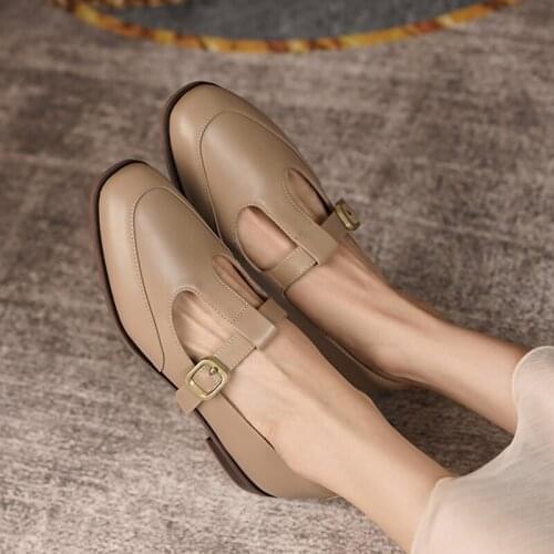 Buckle straps 2.5cm low hees pure color square toe shallow European style classic vintage energy daily wear pumps MUC16 MUYISEXI