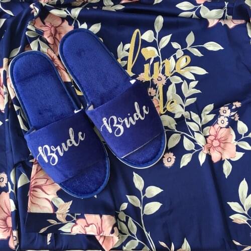 1set customized 18th 20th Birthday party Wedding Sister mother gifts Personalized slippers custom bride robe bridesmaid gift