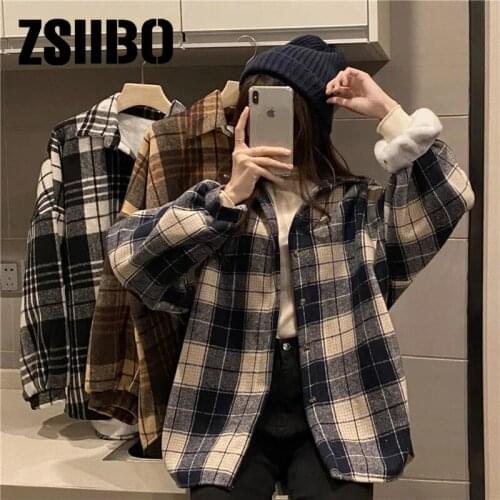 Ins super fire winter plus velvet thick plaid shirt womens warm Korean shirt loose wild long-sleeved jacket Womens windbreaker