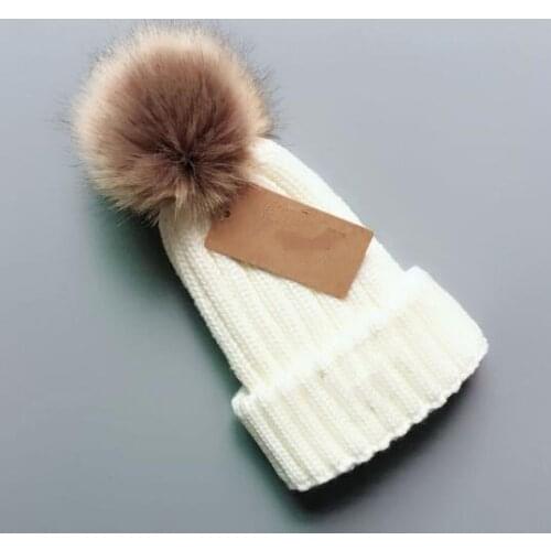 New Winter Hat for Women Knitted Beanies Thick Warm Vogue Ladies Wool Hat Hats