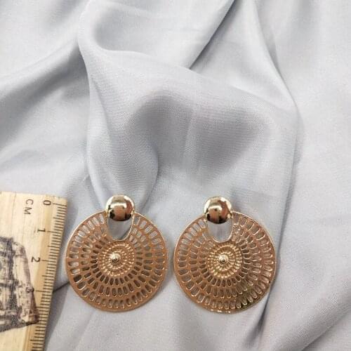 European and American style jewelry personality retro style fashionable hollow Earrings female D11