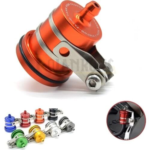 Universal Motorcycle Brake Fluid Reservoir Clutch Oil Tank For SUZUKI SV 650 sv650 sv650s aprilia pegaso yamaha YZF R1 R6 FZ1