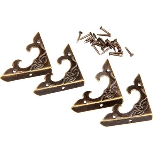 4Pcs Wooden Box Iron Scrapbooking Albums Corner Bracket Antique Brass Decorative Protectors Crafts Furniture Hardware 30*30mm