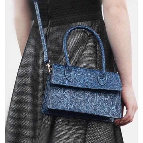 2020 New Women Messenger Bags Fashion Genuine Leather Handbags Lady Embossing Handbag Shoulder Crossbody Tote Bag