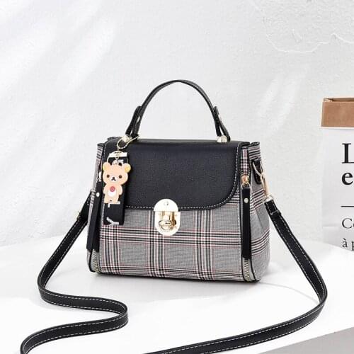 2020 new fashion net red girl school fashion, leisure, elegant and simple one shoulder small messenger bag purses and handbags