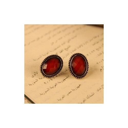 2021 New Retro Fashion Lady European Style Round Crystal Stud Earring Wholesale Cheap New Fashion