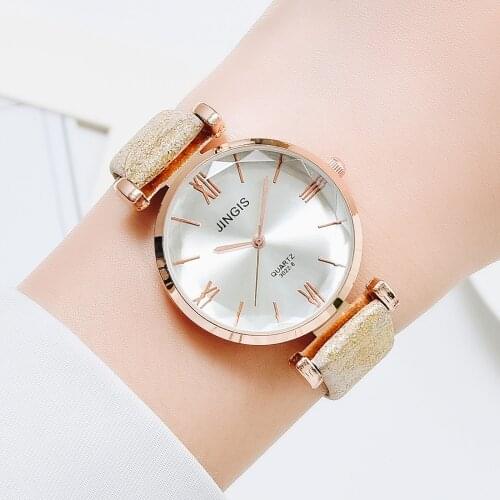 Ladies Magnetic Starry Sky Clock Luxury Women Watches Fashion Diamond Female Quartz Wristwatches Relogio Feminino Zegarek Damski