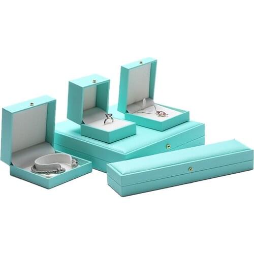 Fashion PU Leather Jewelry Box Organizer Portable Wedding Gift Packaging Pendant Necklace Ring Minimalist Jewellery Storage Case