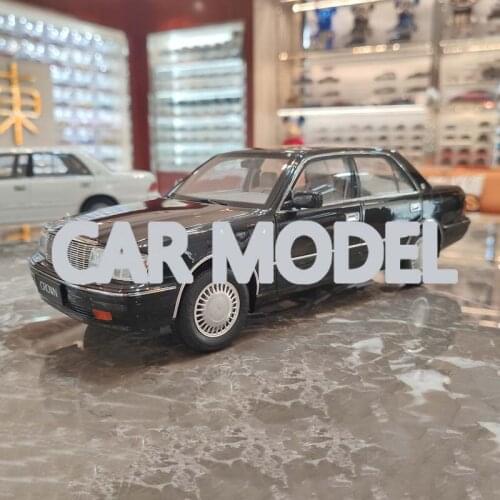 1:18 scale Alloy Toy Vehicles 155 crown Car Model Of Childrens Toy Cars Original Authorized Kids Toys
