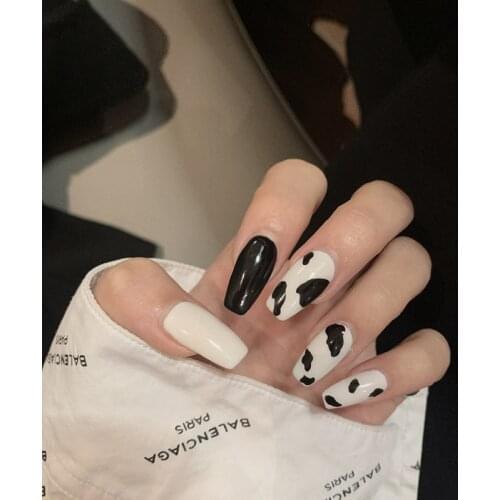 24pcs/box Fake Nails With Glue A Pattern Middle Length Coffin Wearable Full Cover False Nails Press On With Designs For Girls TO