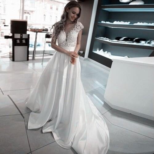 Princess Wedding Dresses Satin Vintage Top Lace Wedding Bride Dresses Open Back White Ivory Boho Wedding Gowns vestido de noiva