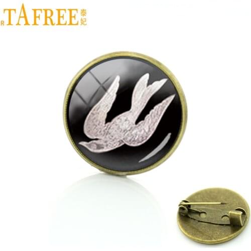 TAFREE Bioshock infinite bird brooch cage is somber elizabeth pins jewelry Dress Accessories vintage Owl men women badge C444