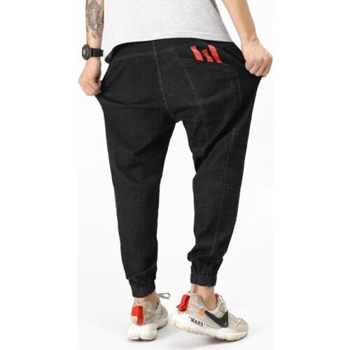 2020 Mens Jeans Pants Elastic Loose Cargo Pants Denim Spliced Harem Trousers Hip Hop Men Joggers Plus Large Size 28-48 140KG