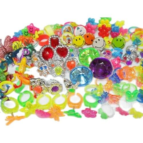 Huge Lot of 100 Plastic Kids Gem Rings Princess Girl Novelty Birthday Party Favors Gift Toy prize Pinata Bag Filler Loot Gag