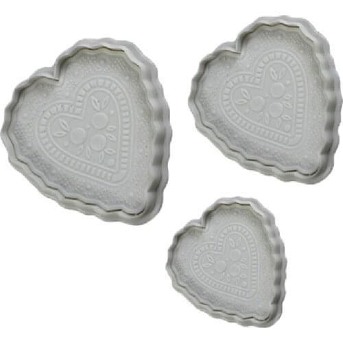 3PCS/Set DIY Lace Heart Cookie Cutter Cake Fondant Decorating Tools Modelling Mold Pastry