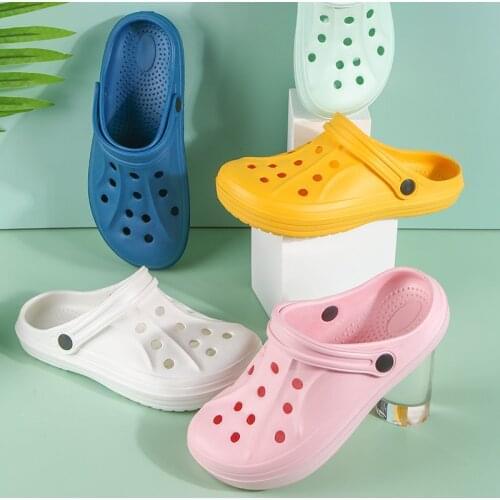 Women Sandals Hole Shoes Men Beach Shoes Light Sandals Home Slippers Outdoor Summer Wading Sneaker Leisure Shoes Big Size