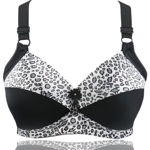 Women Wireless Bra Plus Size 40-46 D E Cup Leopard Print Bra Woman Push Up Ajusted Brassiere Cup Underwear Lady Wire Free Bras