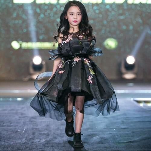 Childrens dress Girls Formal Pageant Black Ribbon Cotton Yarn Embroidery Flowers dresses High-end Evening dress Model Ball Gown