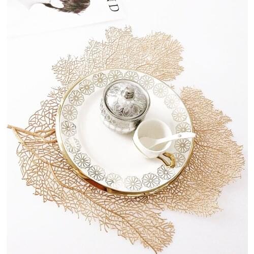 6PCS Japanese-style Heat-insulating Placemats Pvc Creative Leaf-shaped Spacers Hollow Non-slip Coasters