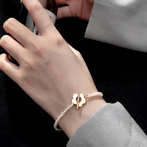 2020 Trend Natural Freshwater Pearl Fashion Simple Bracelet Gold Plated OT Button Flower Shape Clasp for Women Christmas Gift