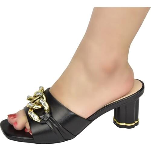 Summer Slippers Chain Metal Buckle 2021 Ladies Sandals Casual Large Size Wedding Shoes for Women Bride Ladies Shoes and Sandals