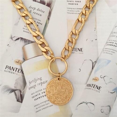 Chunky Chain with Gold Color Engraved Round Disc Pendant Necklace For Women Girl Casual Boho Chic Gorgeous Jewelry Accessory