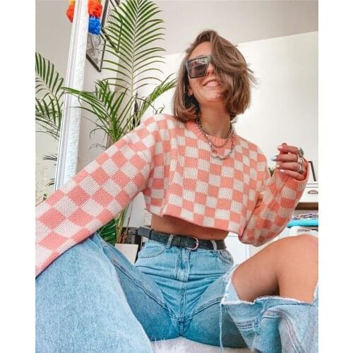 2021 autumn and winter new European and American ins retro checkerboard Pullover Sweater short loose sweater womens bottoming s