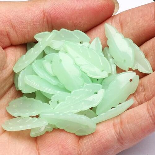 50Pcs Jade Green Color Acrylic Leaves Charms Pendant For Jewelry Making DIY Bracelet Necklaces Fashion Charm Accessories 10x24mm