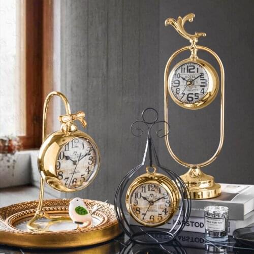Creative Golden Retro Silent Clock Bedroom Luxury Metal Alarm Clock Creative Table Clock Ornament for Home Decoration Crafts