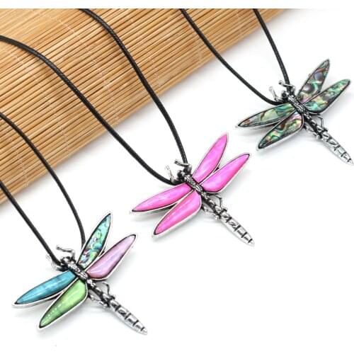 Exquisite Dragonfly Shell Pendant Necklace Natural Shell Animal Pendant Necklace for Jewelry Gift Length 55+5cm Size 50x62mm